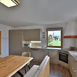 Maurer Apartament *